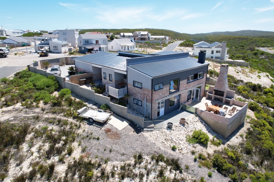 4 Bedroom Property for Sale in Oceanview Heights Western Cape